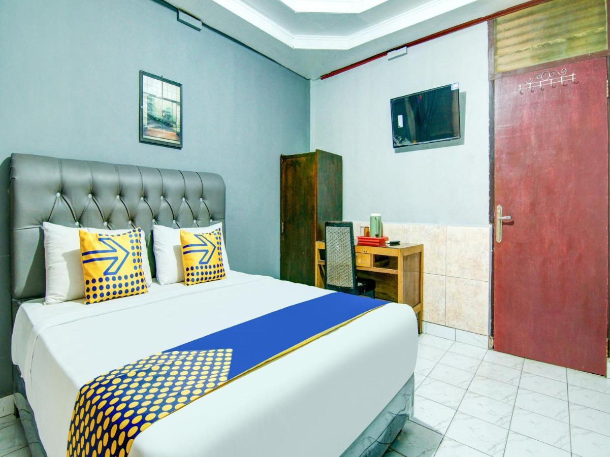Oyo 2690 Hotel Tampan Pekanbaru Exterior photo
